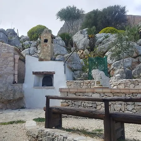 Vecchio Baglio Cofano * Custonaci